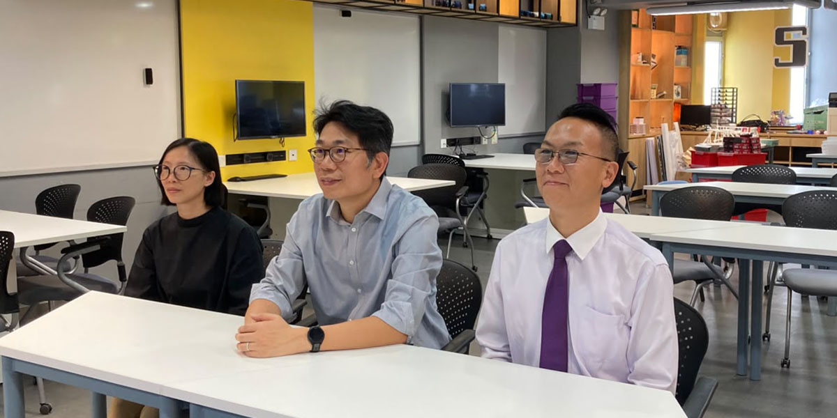 李綺霞老師 Ms. Lee Yee Ha , 黃國樞老師 Mr. Wong Kwok Shu 馬天俊副校長 Mr. Ma Tin Chun